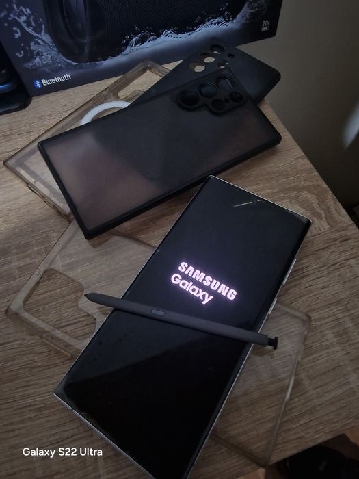 Samsung S22 ultra...