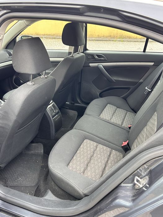 Skoda Octavia 1.6tdi 2012