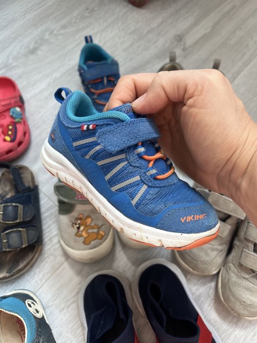 Кроссівки босоніжки взуття reima adidas superfit