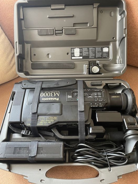 Відеокамера Panasonic M3000