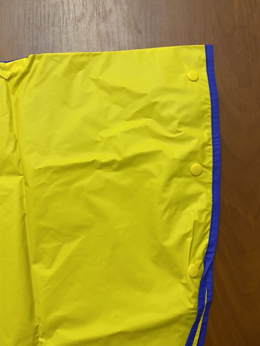 Детский плащ