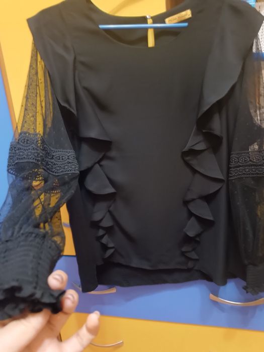 Продам женскую блузу