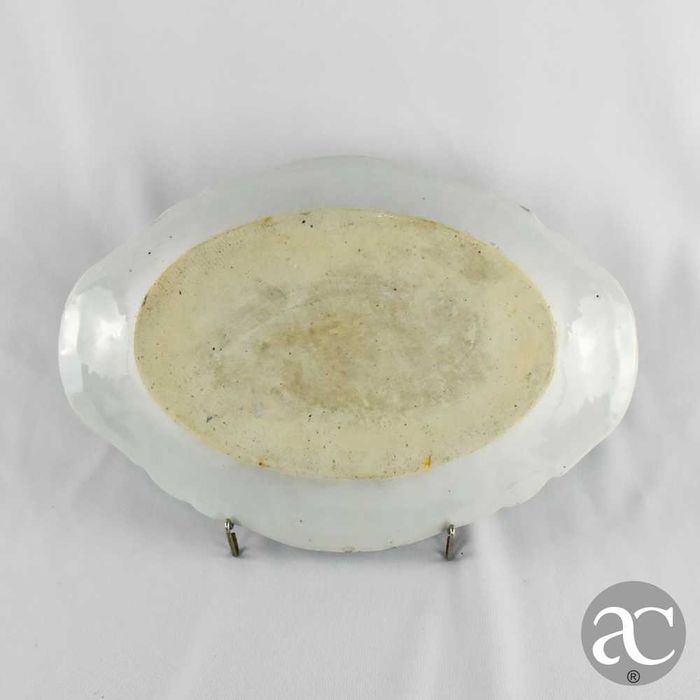 Travessa polilobada em porcelana da China, período Qianlong séc. XVIII