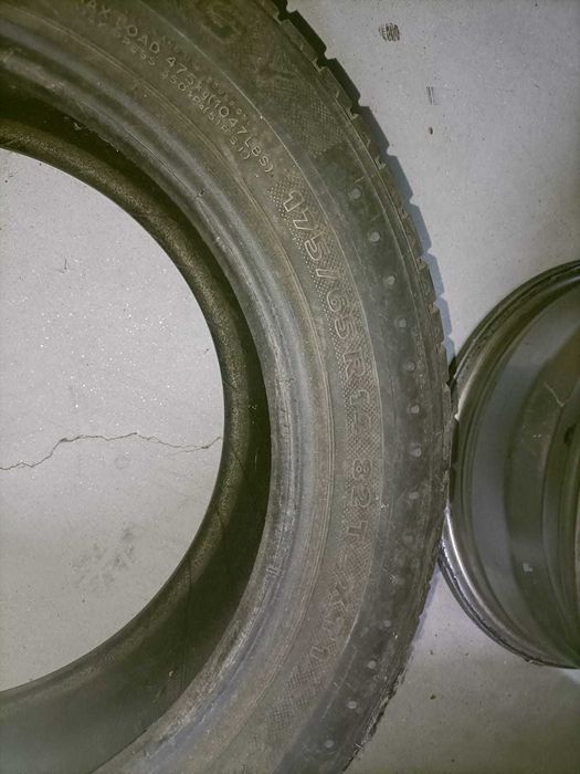 4 Jantes foudmetal 14' + 2 pneus