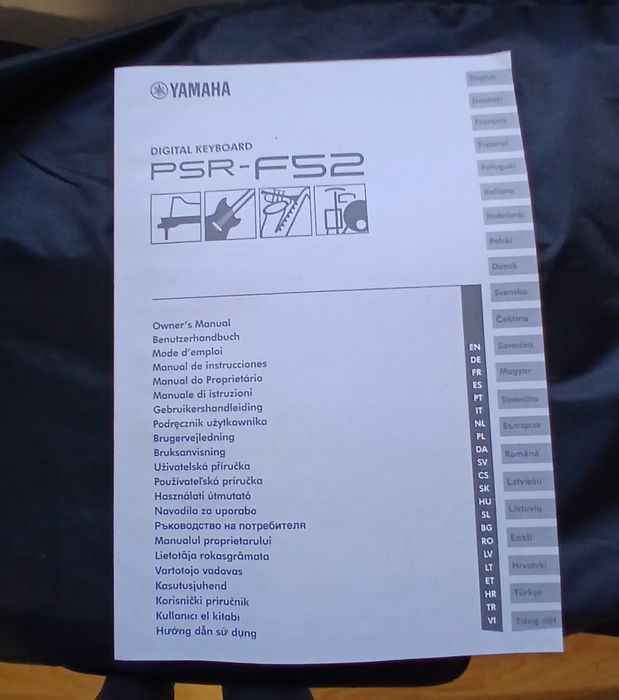 Teclado Yamaha PSR F52 Novo