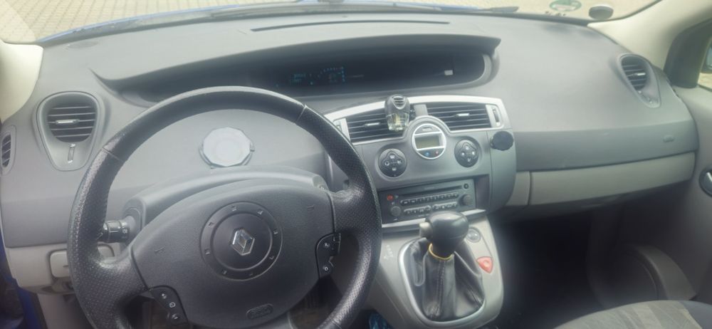 Scenic 2 автомат  1.6 газ/бензин 2004р