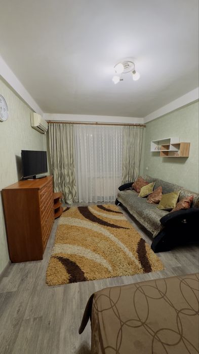 Сдам 1 к.кв-ру Космос тц,,Varus,,3/5 после ремонта