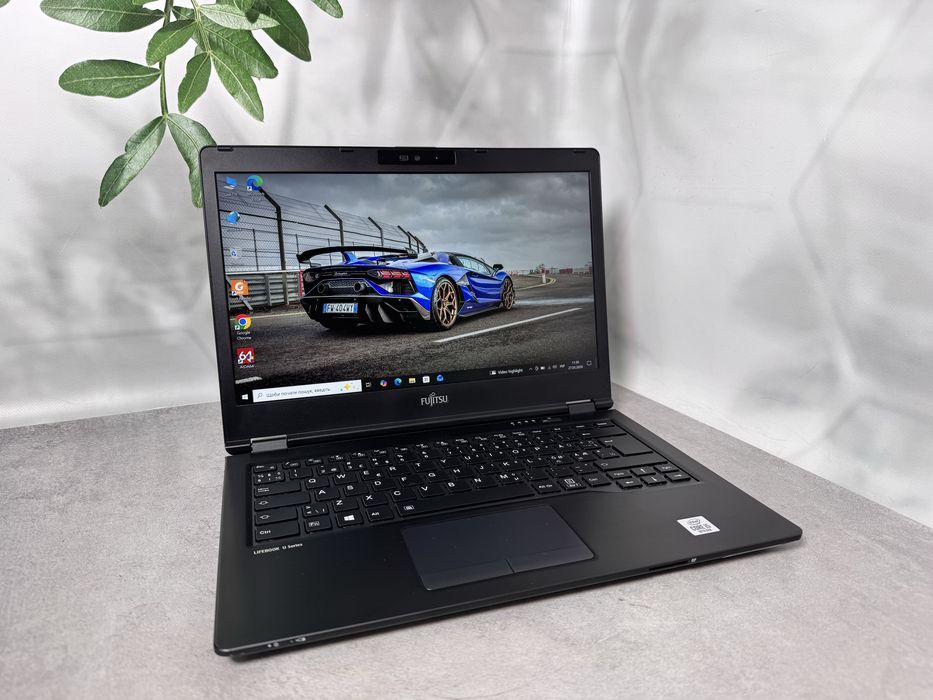 Ноутбук Fujitsu LifeBook U7410 / i5-10210U / 8GB / SSD 256GB / 14" FHD IPS