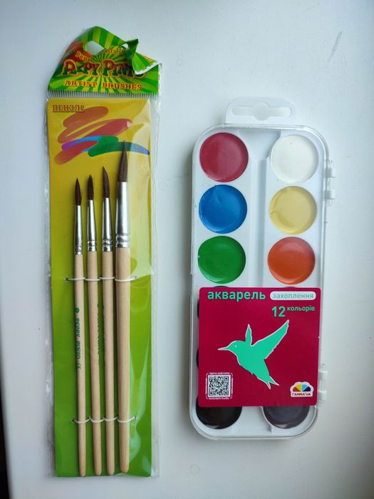 Краски акварель кисточки натуральный ворс