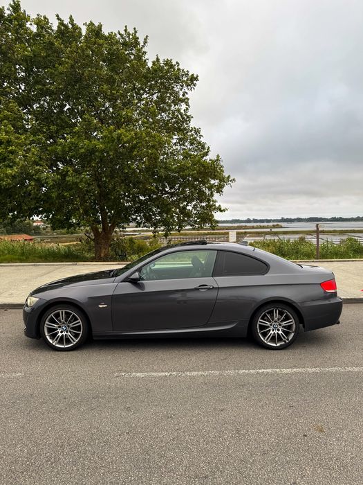 BMW 320d Coupé Pack M | GPS Pro | Teto Abrir | Pele | NACIONAL