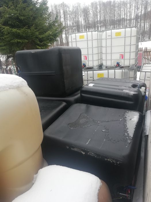 Czyste Zbiorniki 1000L używane
