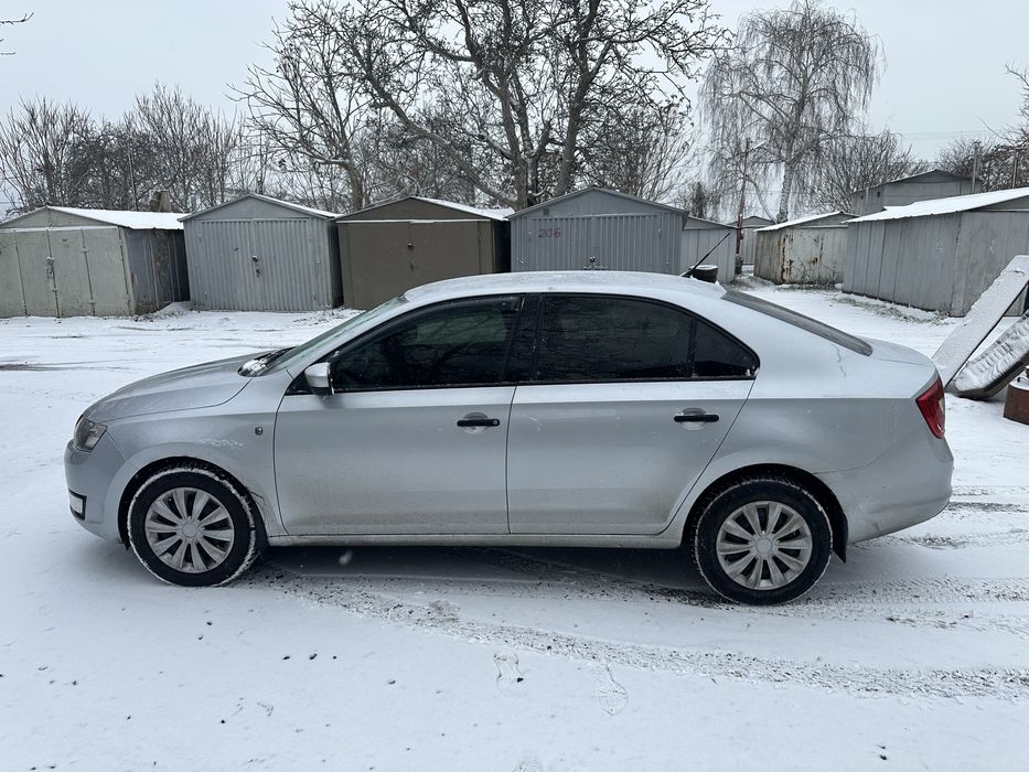 Оренда Шкода Рапид 1,6 газ/бензин 2013г