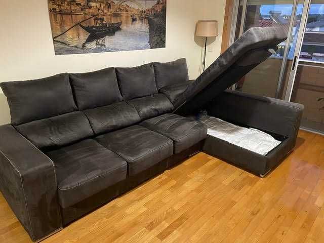 Sofà com chaise longue