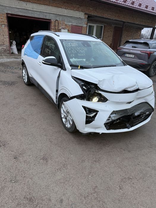 Bolt EUV запчастини