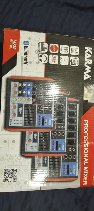 Mesa mistura Karma 8