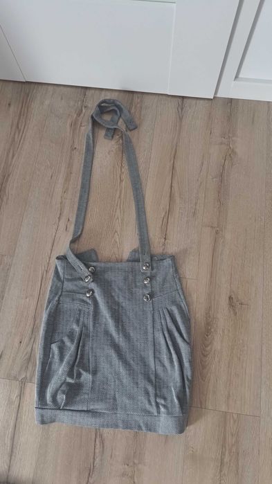 Paczka eleganckich ubrań XS/S