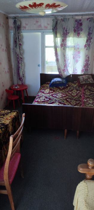 Продається дім з ділянкою