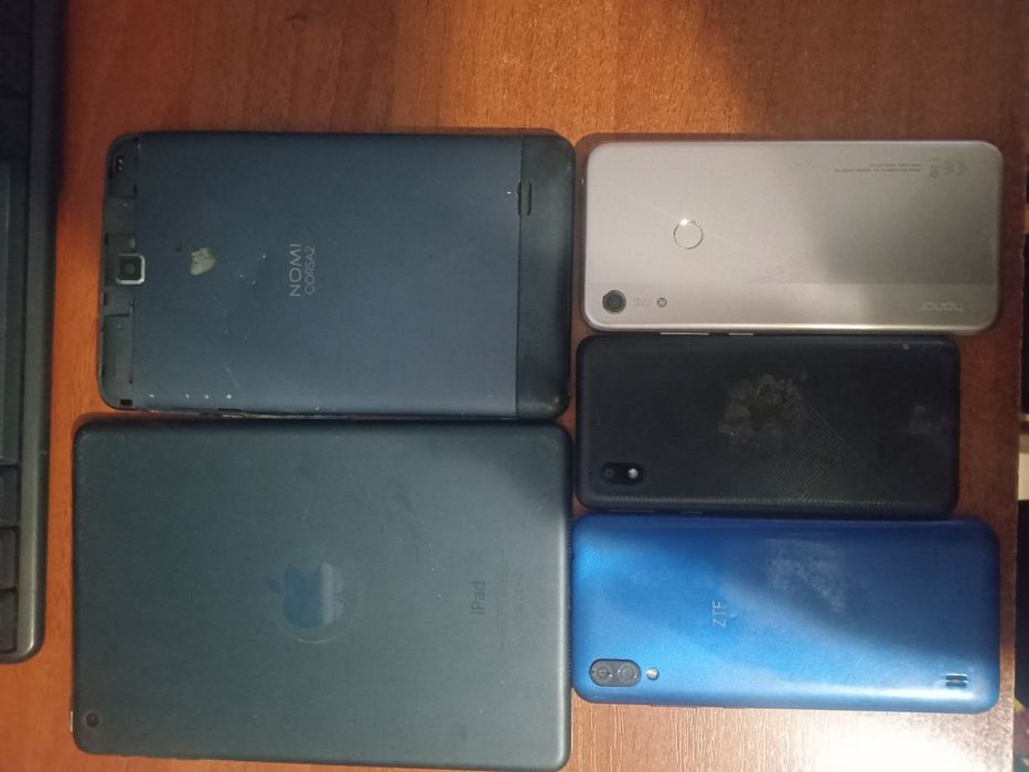 Продам тіліфони на запчасті