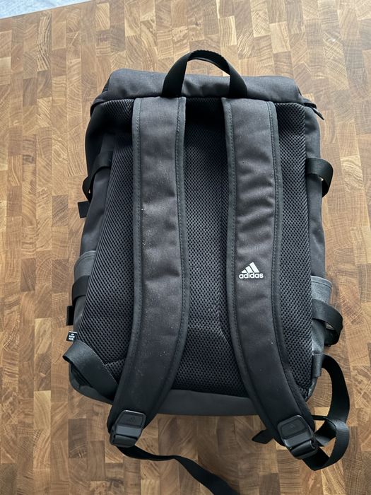 Mochila Adidas Preta