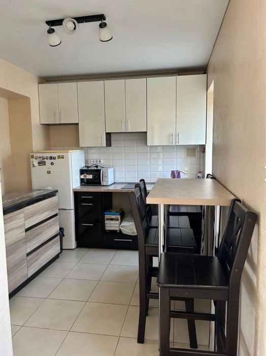 1-кімнатна квартира з ремонтом та індивідуальним опаленням