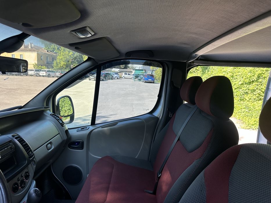 Opel Vivaro 2.5 2008 в рідній фарбі