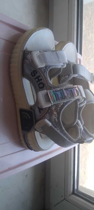 Босоножки для девочки