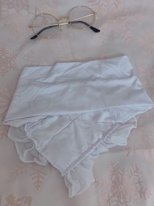 Strój przebranie akcesoria do stroju babci peruka okulary żabot korale