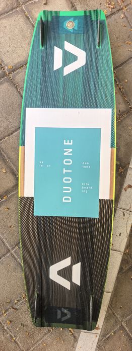 Prancha de kite surf Duotone Select 135-40