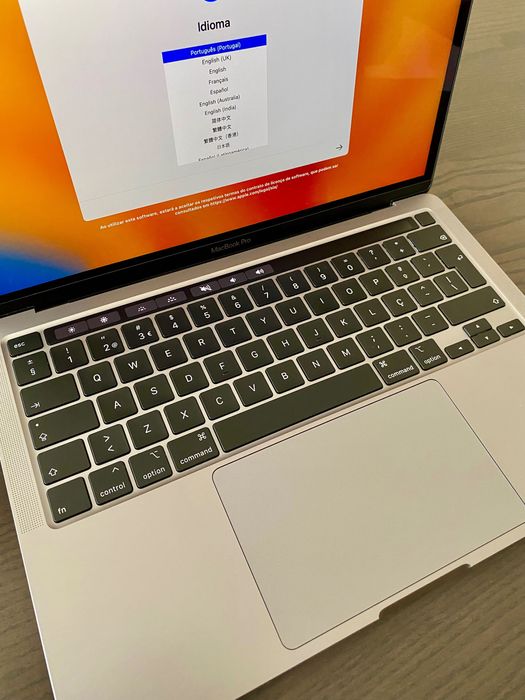 Apple MacBook Pro 13.3" Touch Bar64283891922049121