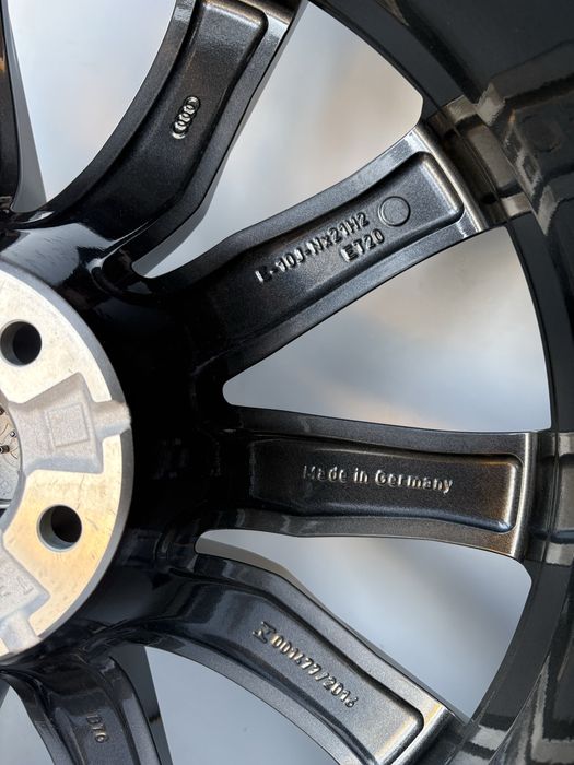 Комплект Audi Q8 SQ8 SQ7 10J x21H2 ET20 285/45 R21