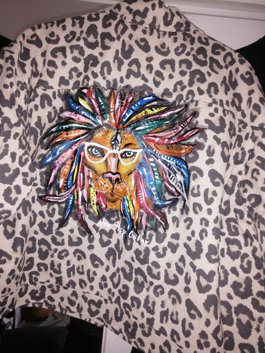 Kurtka kolorowa aplikacja