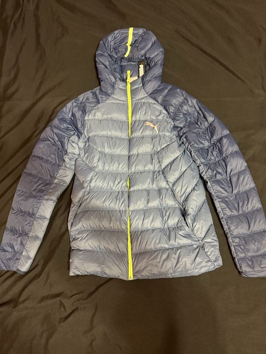 Продам куртку пуховик Puma S