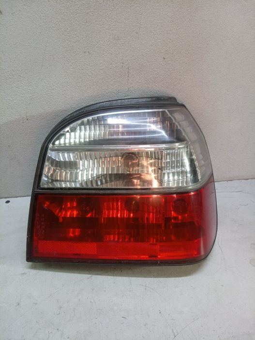 Prawa tylna lampa golf 3