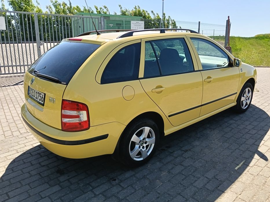Skoda Fabia combi lift 1.4 benz klima alufelgi hak
