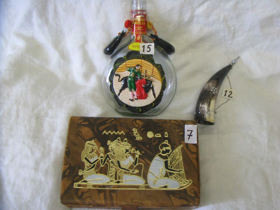 Шкатулка для украшений.