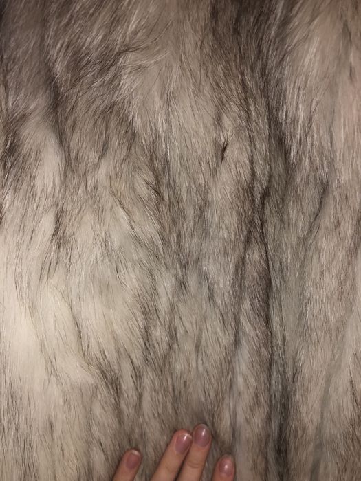 Futro białe długie mięciutkie kołnierz