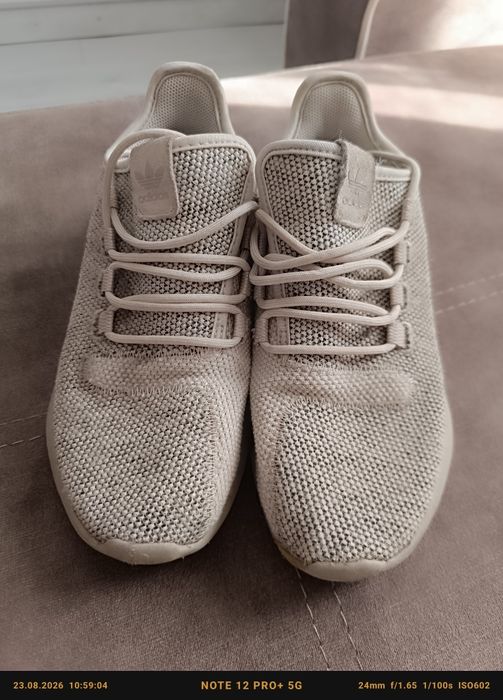 Кросівки для дівчинки adidas