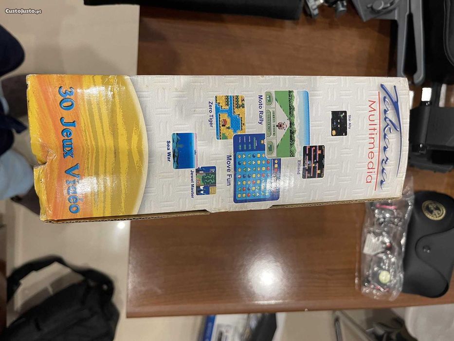 Leitor de DVD marca Takara transportavel para viagem