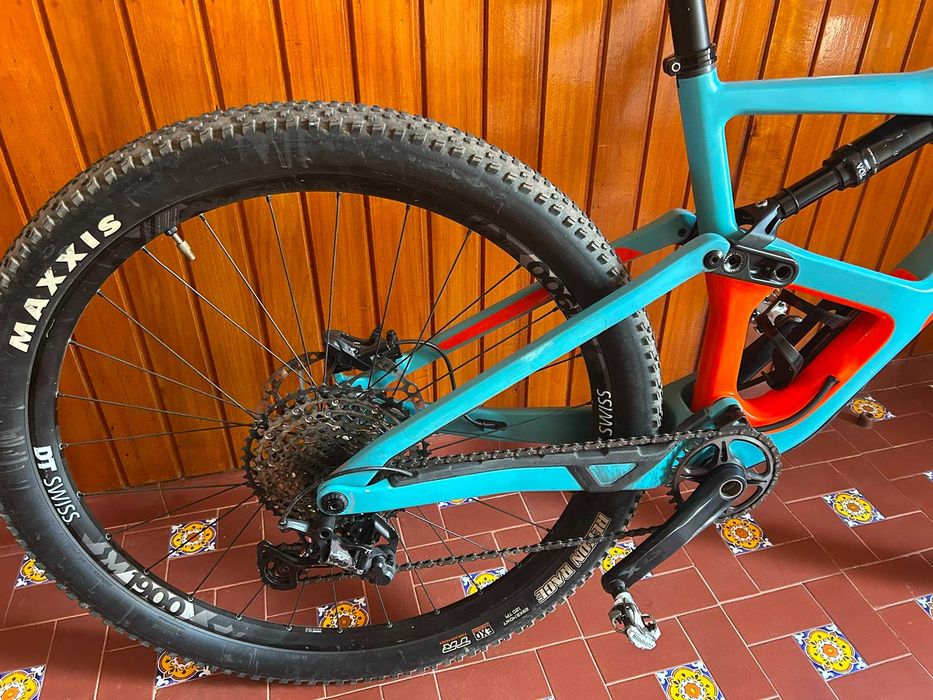 Orbea Full Suspension em excelente estado