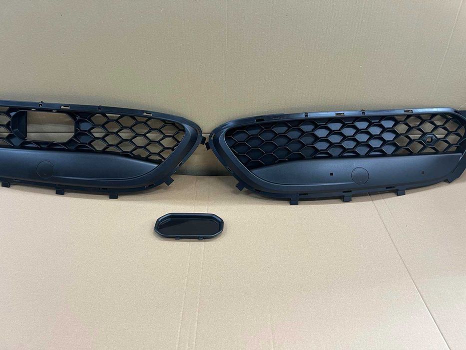 Решітки в передній бампер ALFA ROMEO STELVIO