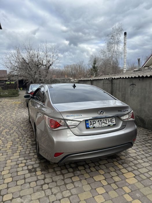 Hyndai Sonata hybrid 2014