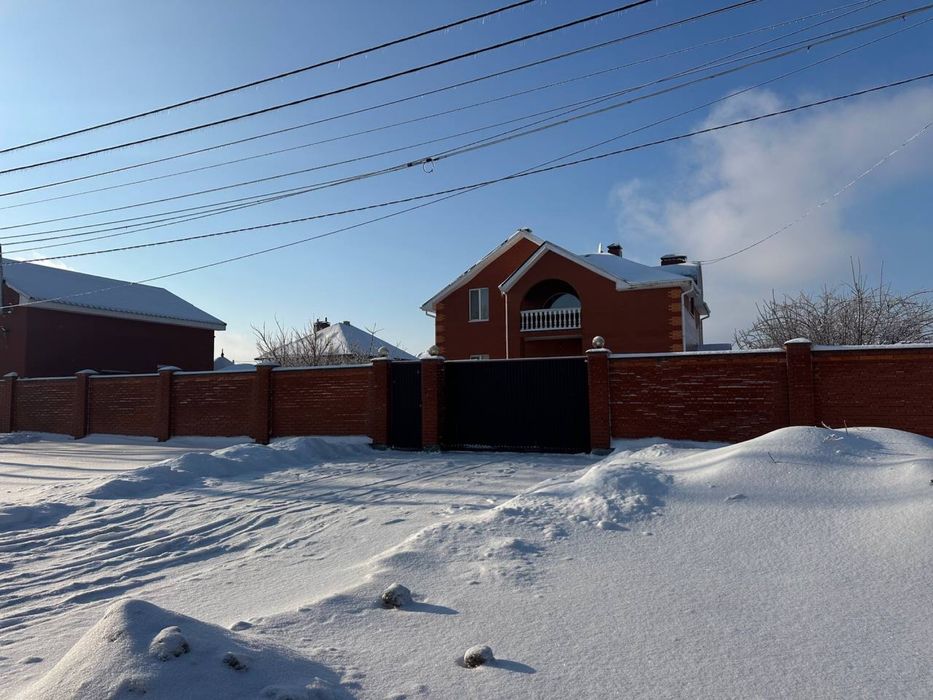 Будинок в с Мрія 180 м на 12 сотках