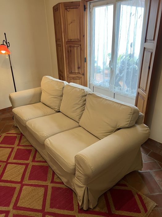 Sofá 3 lugares “IKEA” bege