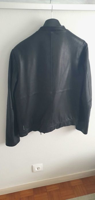Casaco Armani couro