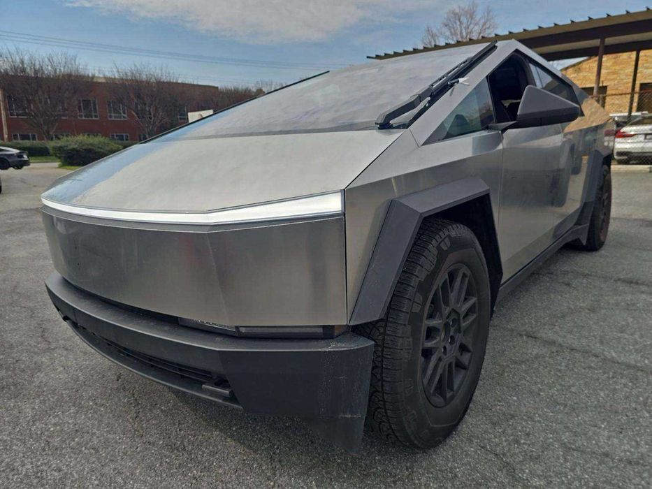 2024 Tesla Cybertruck AWD