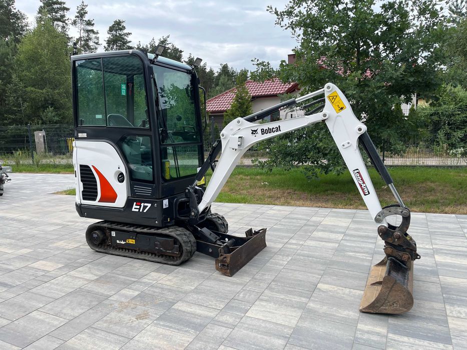 Minikoparka Bobcat E17 silnik Kubota Przebieg 1128mtg Sprowadzona Dlugie ramie