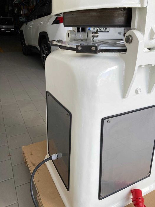 Divisora Semi automática 30 unidades Emecoop estado irrepreensível