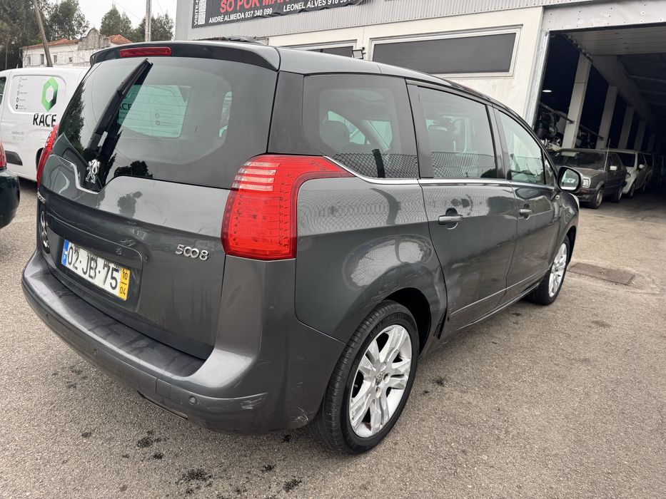 Peugeot 5008 1.6HDi Exclusive 7L