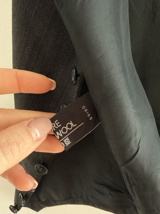 Продам жилет Yves Saint Laurent