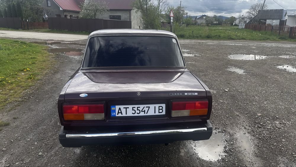 Продам ваз 2107